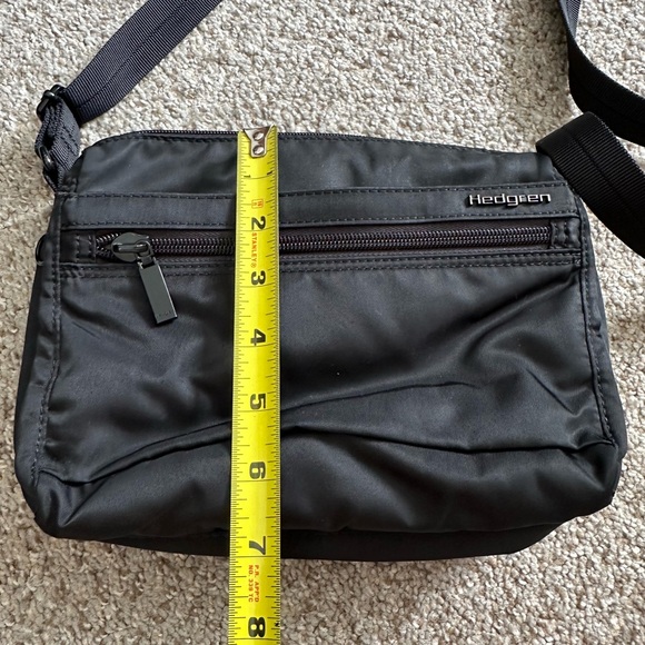 Hedgren Black Crossbody Bag - Picture 3 of 6